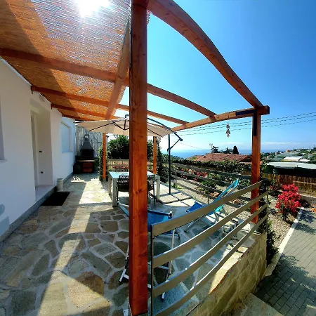 Eucalyptus 2 Casa Indipendente Lägenhet *