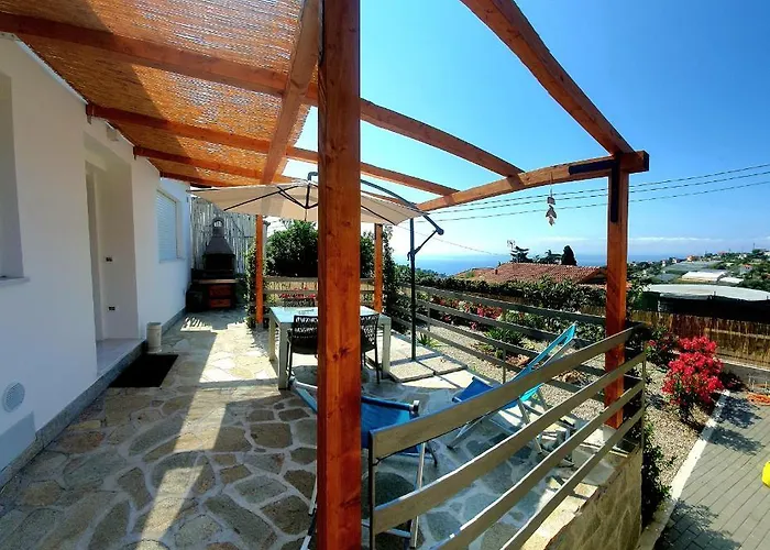 Eucalyptus 2 Casa Indipendente Апартаменты *